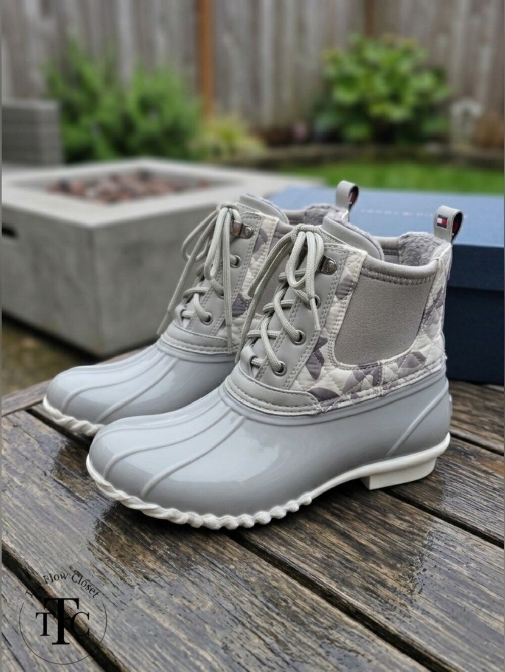 Tommy Hilfiger Gray Camo Duck Boots Faux Fur Lined Waterproof Women’s 7